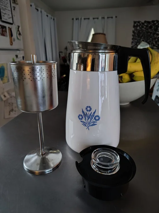 Vintage Corningware Cornflower White 9 Cup Coffee Pot - Picture 2 of 7